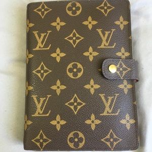 😍Authentic Louis Vuitton Agenda MM😍